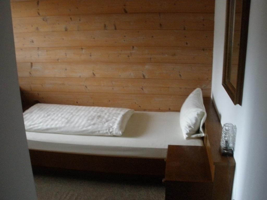 Alpengasthof Zur Loisach Hotel Grossweil Pokój zdjęcie