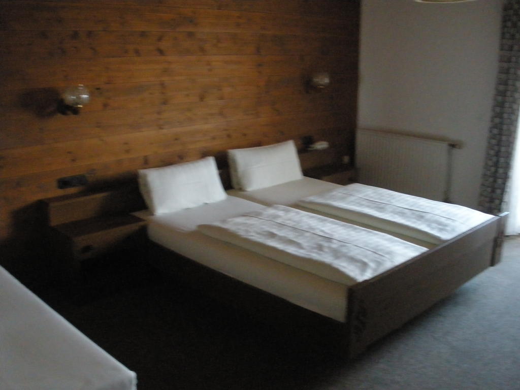 Alpengasthof Zur Loisach Hotel Grossweil Pokój zdjęcie