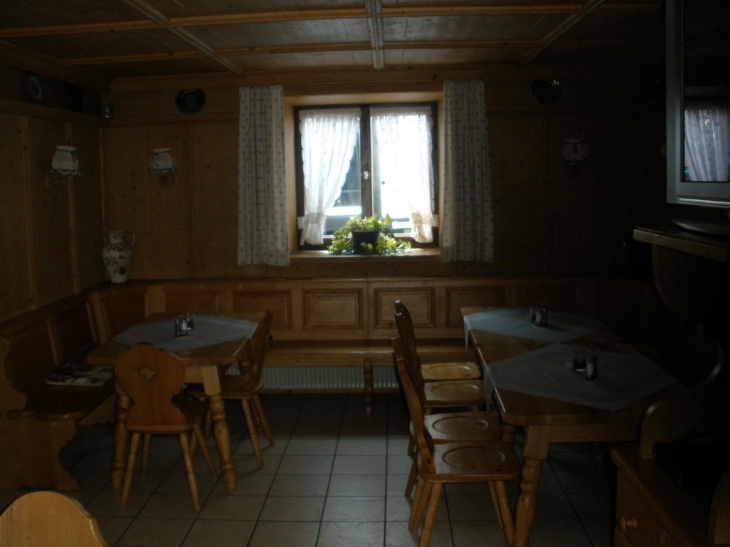 Alpengasthof Zur Loisach Hotel Grossweil Zewnętrze zdjęcie