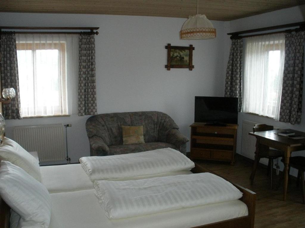 Alpengasthof Zur Loisach Hotel Grossweil Zewnętrze zdjęcie